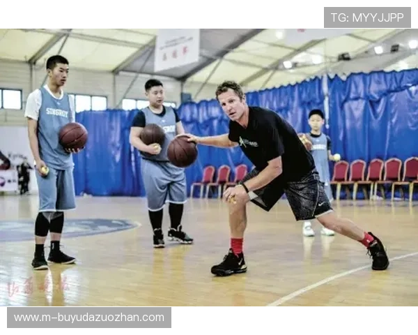 卡特担任NBA形象大使 致力于青少年篮球推广 卡特担任NBA形象大使 致力于青少年篮球推广