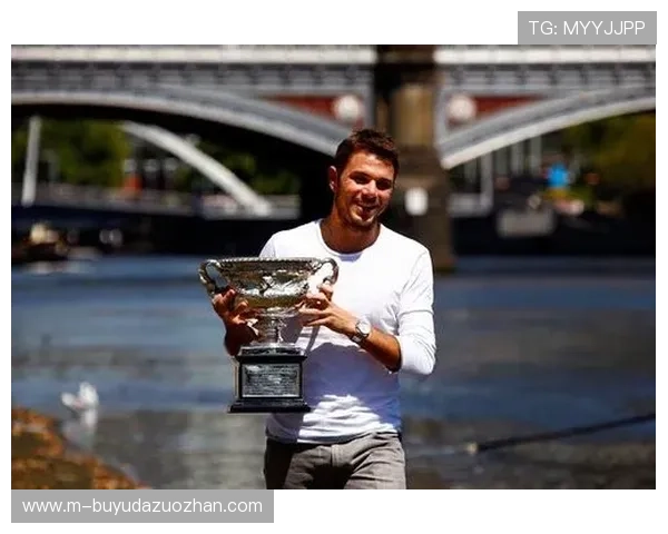 瓦林卡澳网取胜成历史第二年长获胜者，赛后感慨热爱未减